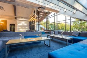 Lobby Bar