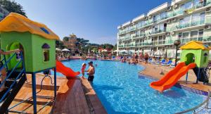 Aquapark & Pools