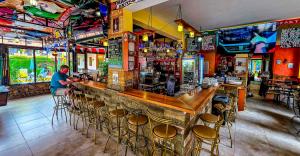 Pub Restaurant Summer 2026