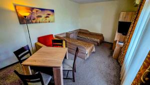 Rooms and Apartments Summer 2026
