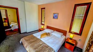 Rooms and Apartments Summer 2026