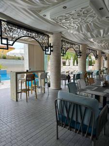 Lobby Bar