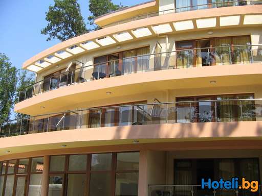Hotel "SUNNY PARADISE" Kiten