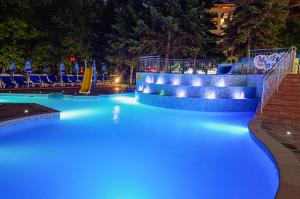 Pools 