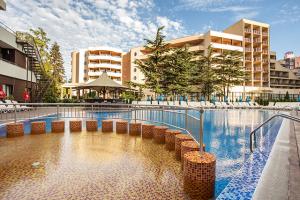 Pools 