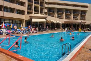Pools 