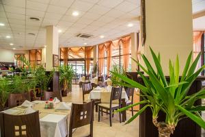 Restaurants  